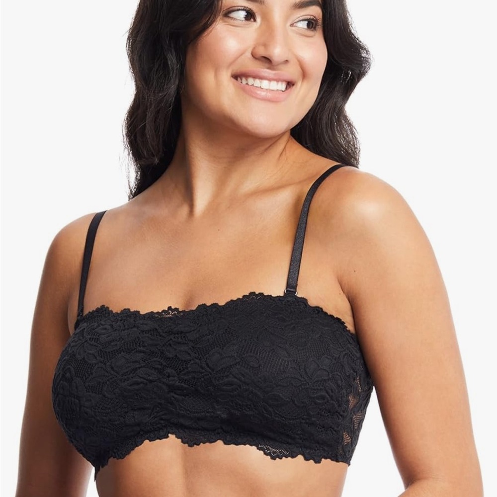 No boundaries strapless wireless lace bra